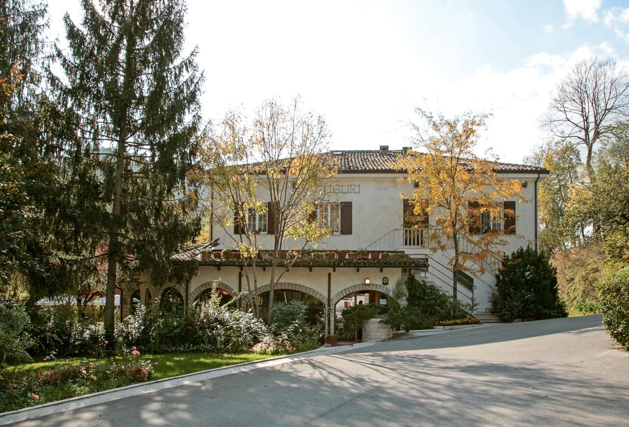 Hotel La Ginestra Acqualagna Exterior photo